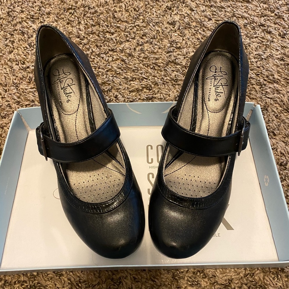 Mary-Jane Black dancing heels